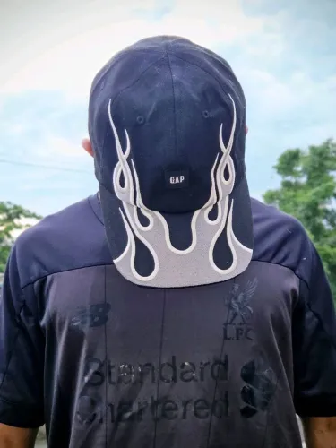 Boné Yeezy x GAP 