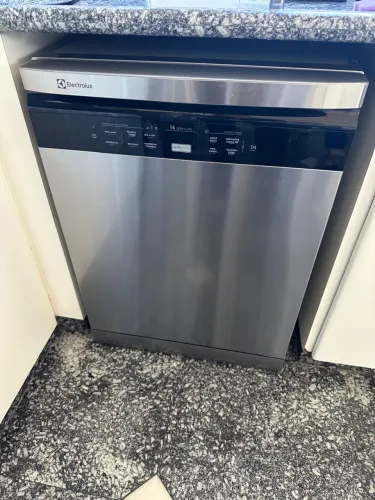 Lava Louça Electrolux LL14X, inox, 14 serviços