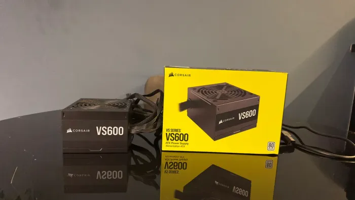 Fonte Corsair VS600