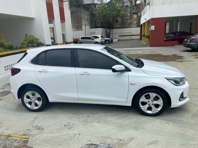 Chevrolet Onix Hatch Premier 1.0 12V TB Flex Aut. 4P 2022