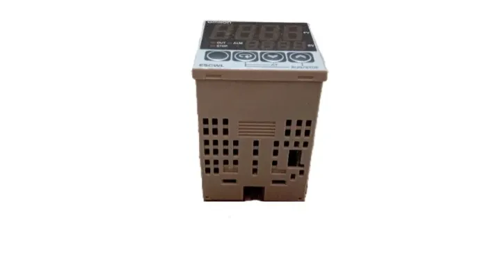 Controlador de Temperatura Omron E5CWL-R1TC - Industrial