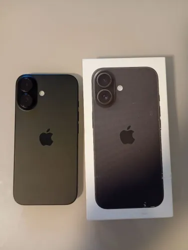 iPhone 16 128GB na garantia.