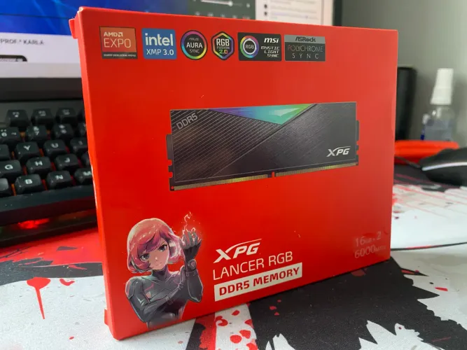 Memoria XPG 2x16gb ddr5 6000mts - lacrada 