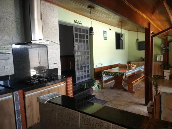 Casa à venda em Campinas, Jardim Florence, com 2 quartos, com 220 m²