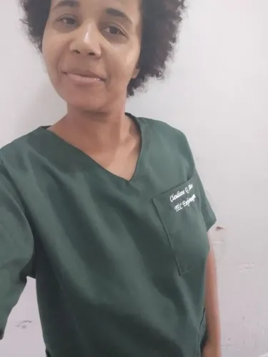 plantonista cuidadora de pessoas