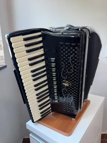 acordeon piatanesi 4/5 profissional quatro polifonica 