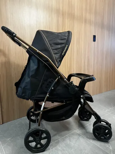 Carrinho de bebê