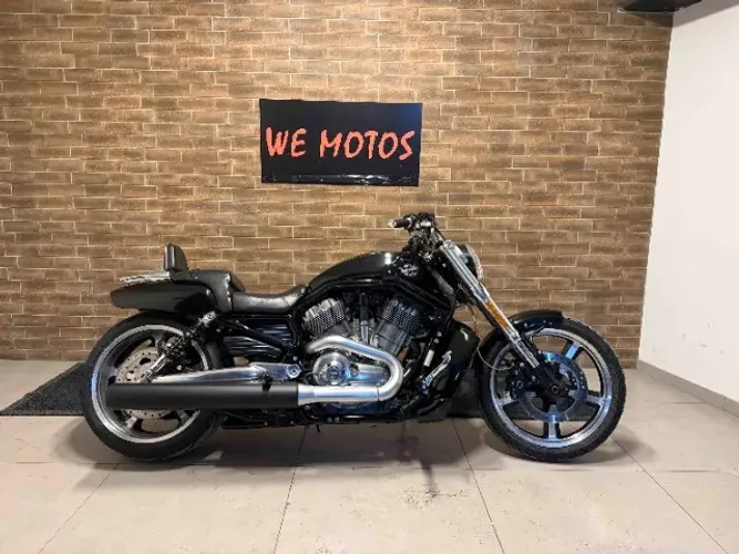 Harley Davidson V-rod muscle 2015