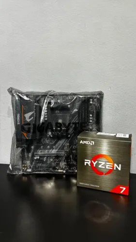 KIT AMD Placa Mãe B550M + Ryzen 7 5700X - Novos!