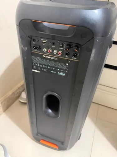 JBL party box 300