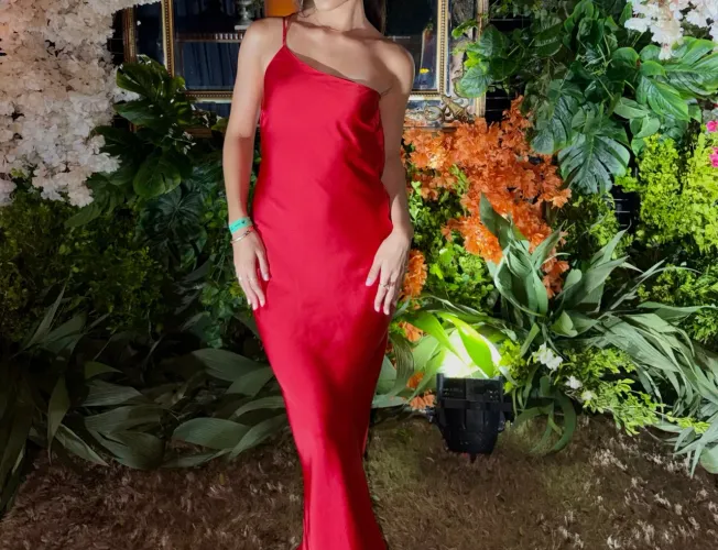 VESTIDO LONGO VERMELHO DE FESTA - ACETINADO