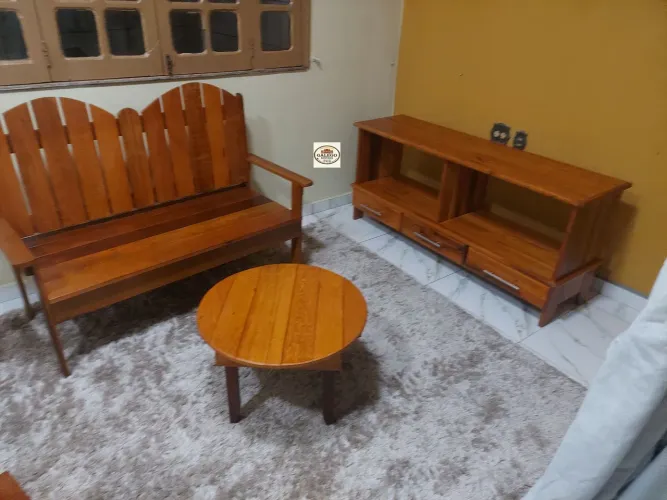 Jogo de bancos com mesa de centro ( Fazemos Entrega)