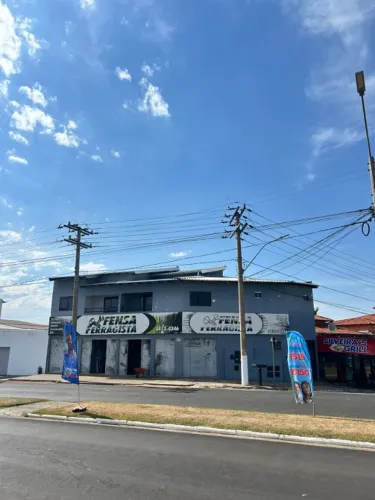 PONTO COMERCIAL + 2 APARTAMENTOS | EXCELENTE INVESTIMENTO