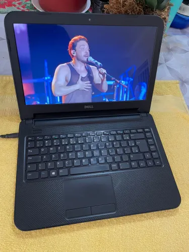 Notebook Dell i3 8G RAM SSD 256 Bateria boa Windows 11