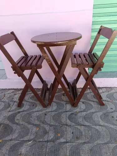 Jogo de Mesa e Cadeira