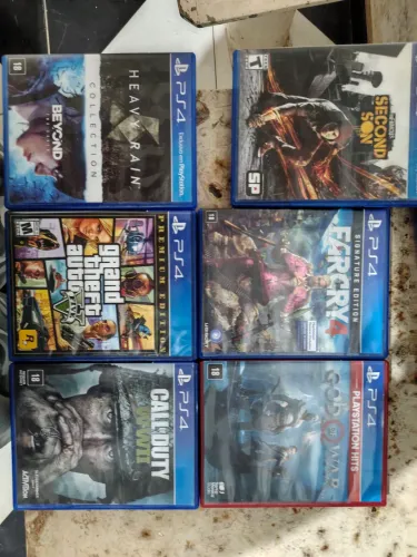 Jogos para PS4 usados, em ótimas condições 