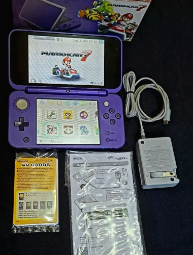 New Nintendo 2DS XL com jogos original de fábrica.