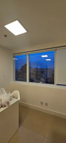 Persianas rolos escritório/clinica/ sala
