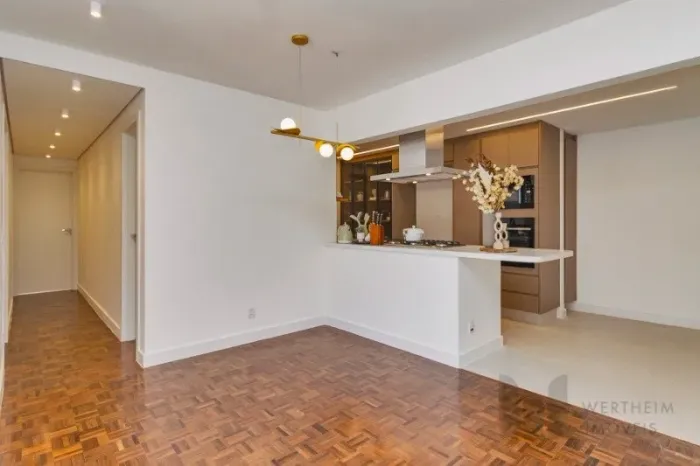 Apartamento reformado no Itaim Bibi!