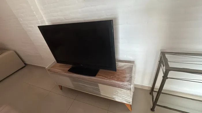 TV 42 polegadas LCD LG + Rack