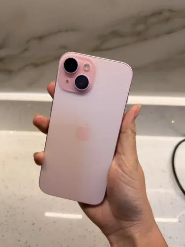 iPhone 15 rosa