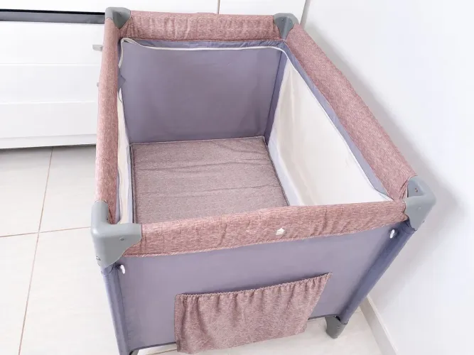 Berço Portátil Cosco Kids Nanny - 2 Níveis + Mosquiteiro