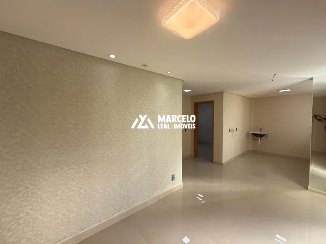 Alugo Apto de 2/4 com elevador recém reformado e acabamento em porcelanato no C