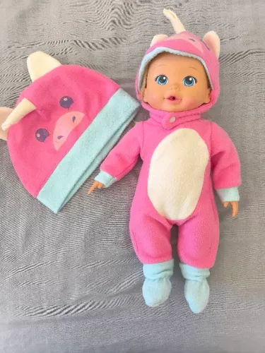 Boneca unicórnio Lari