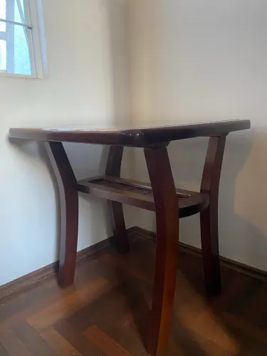 Mesa de Canto de Madeira