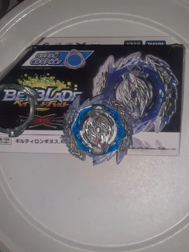 Beyblade Guilty longinus usado takara tomy com algumas peças quebradas