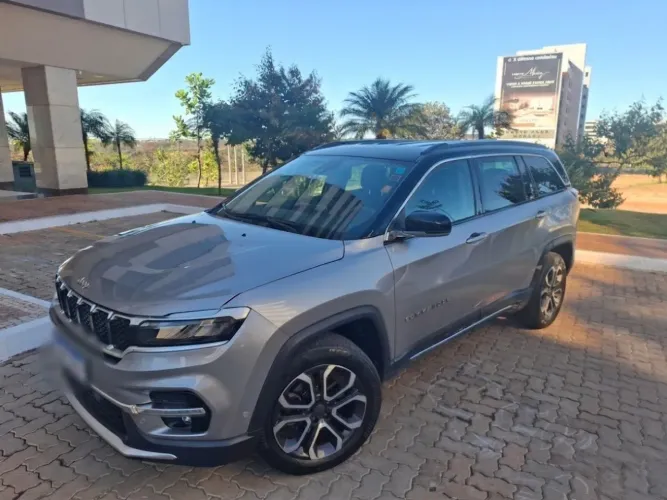 Jeep Commander Limited T270 1.3 TB Flex AUT 2023