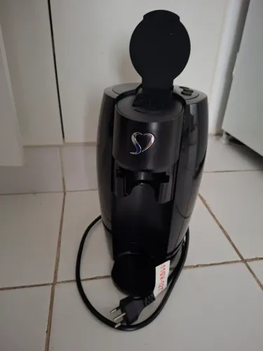 Cafeteira expresso três corações 