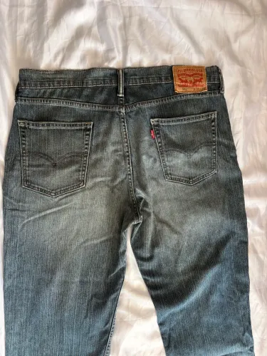 Calça Levi?s TAM 44 
