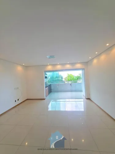 Apartamento no Condomínio Castello da Villa - Adrianópolis