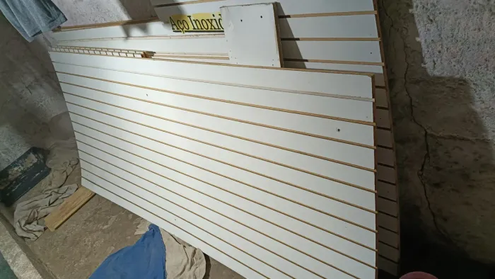 MDF CANALETADO PARA SUPORTE PAINEL EXPOSITOR DE LOJA 