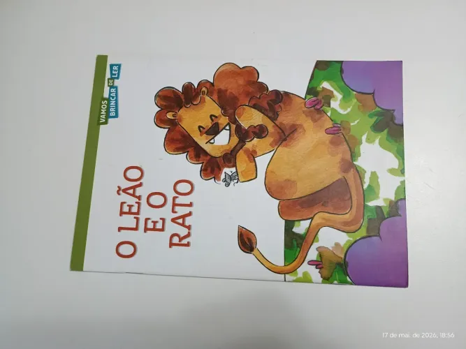 Livro infantil O leão e o rato