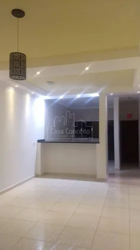 Casa de Condomínio Para Vender com 3 quartos 1 suítes no bairro Horto Florestal em Sorocab