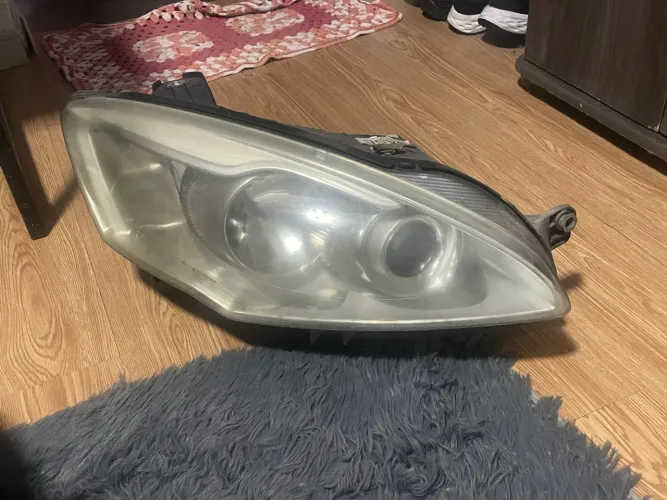 Par de Farol Fiat Idea 2011 a 2016
