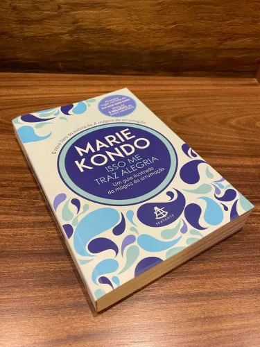 Livro Marie Kondo - Isso me traz alegria
