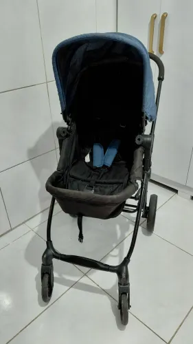 Carrinho de bebê e Moisés