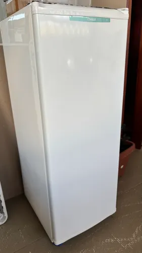 Vendo freezer Cônsul 121L SEMINOVO
