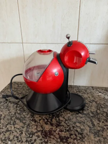 Cafeteira Dolce Gusto
