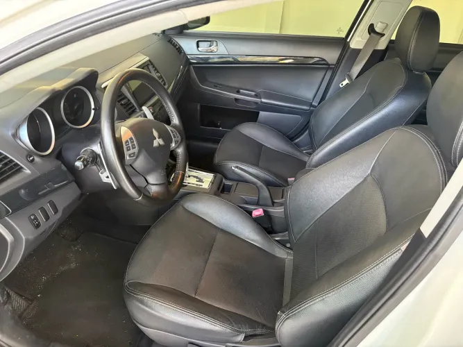 Mitsubishi Lancer HLE 2.0 16V 160cv Aut. 2016