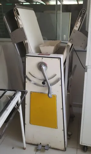 Laminadora IAM, massa folhada