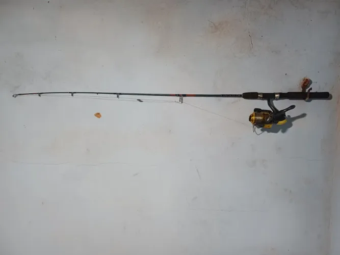 VARA DE PESCA, MOLINETE E ACESSÓRIOS...