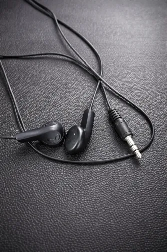 Fones de ouvido Q-touch com fio - som claro e ótimo estado