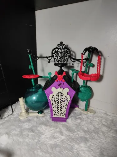 Playset Secret Creepers Crypt Monster High G1 Casa dos Pets
