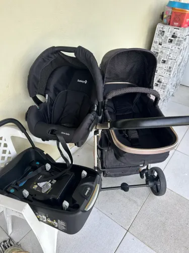 Carrinho de passeio Travel System Safety 1st Mobi+ na cor Black rose
