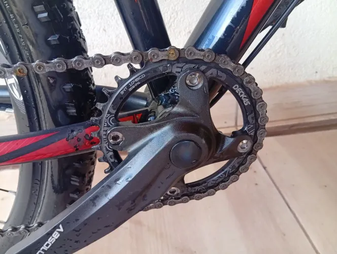 Bicicleta aro 29quadro de alumínio usada em bom estado só andar aceito proposta