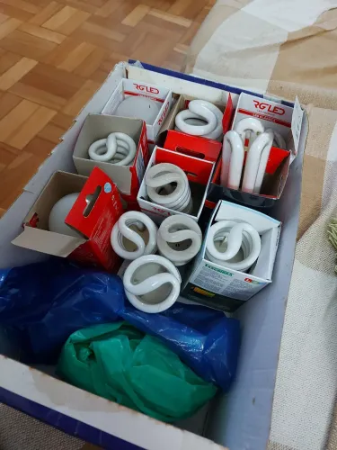 11 LÂMPADAS por 25,00